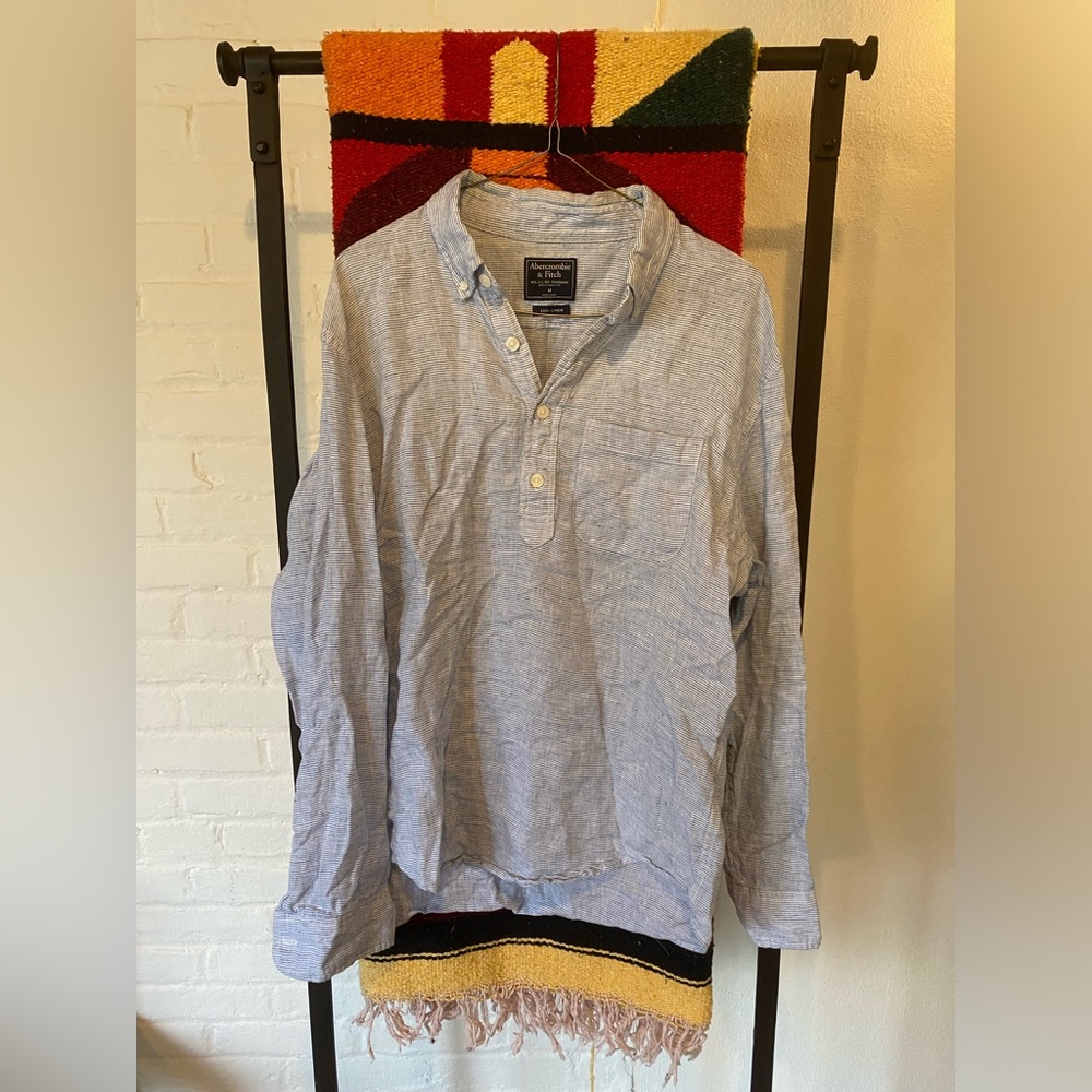 Abercrombie & Fitch linen shirt. Size M